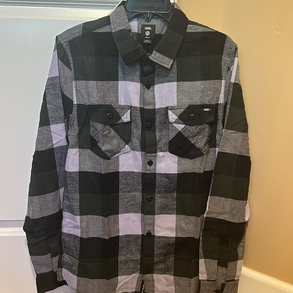 men’s vans M plaid flannel long sleeve button up shirt